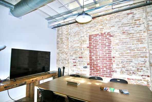 1101 E 6th St, Austin, TX 78702